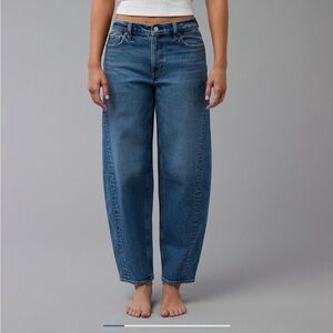 American Eagle Outfitters High Rise Blue Jeans
